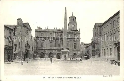 Arles Bouches-du-Rhone Place de Hotel de Ville Obelisque / Arles /Arrond. d Arles