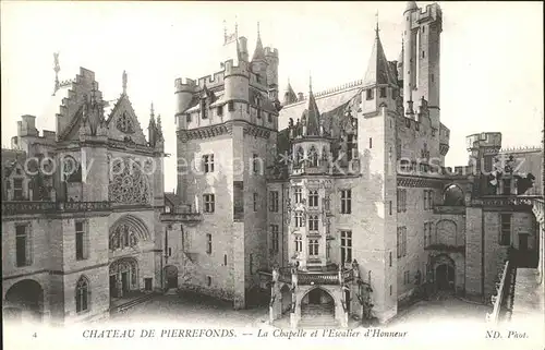 Pierrefonds Oise Chateau Chapelle et l Escalier d Honneur Kat. Pierrefonds