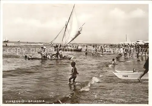 Viareggio Spiaggia barca a vela Kat. viareggio