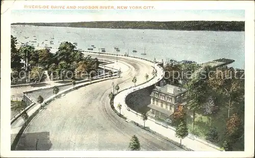 New York City Riverside Drive and Hudson River / New York /