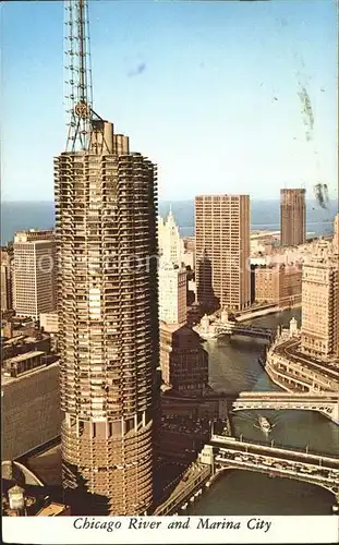 Chicago Illinois Chicago River and Marina City Tower Skyscraper Lake Michigan Kat. Chicago