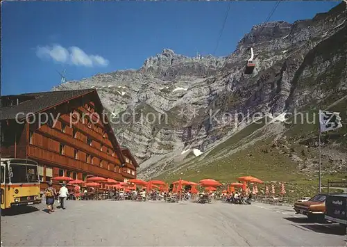 Schwaegalp Blick von der Talstation der Saentisschwebebahn auf Restaurant mit Gyrenspitz und Saentis Kat. Schwaegalp