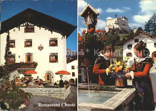 Tarasp Hotel Restaurant Chaste Engadiner Trachtenmaedchen am Dorfbrunnen Kat. Tarasp