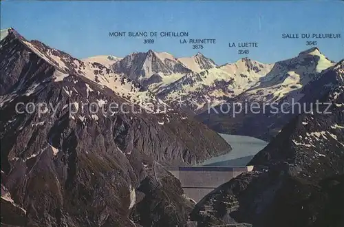 Mont Blanc de Cheilon La Ruinette La Luette Salle du Pleureur avec les Fleches du Val des Dix Kat. Mont Blanc de Cheilon