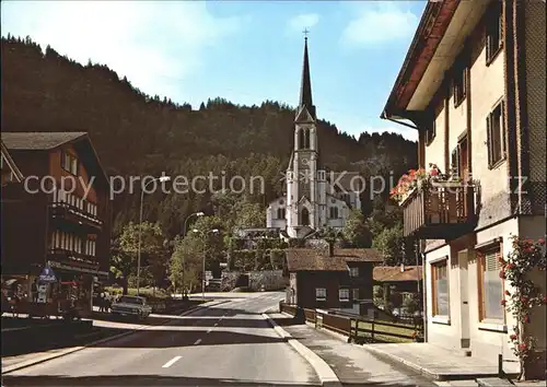 Lungern Dorfpartie mit Pfarrkirche Kat. Lungern