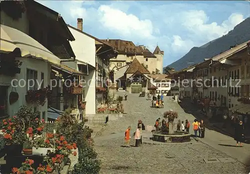 Gruyeres FR Dorfpartie mit Brunnen Kat. Gruyeres