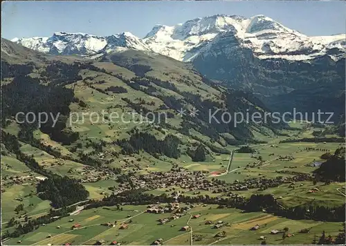 Lenk Simmental Totalansicht mit Wildstrubel Kat. Lenk Simmental