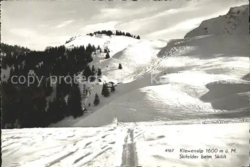 Beckenried Klewenalp mit Skifeldern beim Skilift Kat. Beckenried