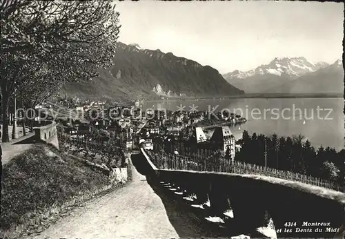 Montreux VD et le Dents du Midi / Montreux /Bz. Vevey