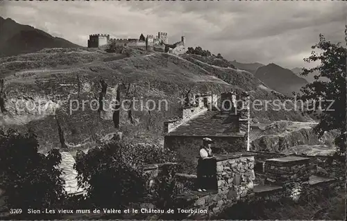 Sion VS Les vieux murs de Valere et le Chateau de Tourbillon Kat. Sion