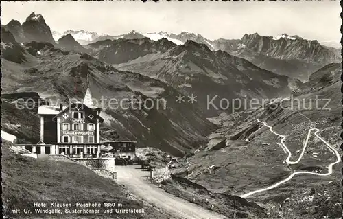 Klausenpass Hotel Klausen Passhoehe mit Gr. Windgaelle Sustenhoerner und Urirotstock Kat. Klausen