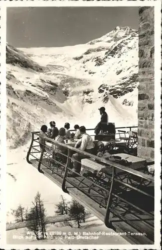 Alp Gruem Restaurant Terrasse mit Piz Plalue und Gletscher Kat. Alp Gruem