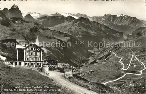 Klausenstrasse Hotel Klausen Passhoehe mit Windgaelle Sustenhoerner und Urirotstock Kat. Klausen