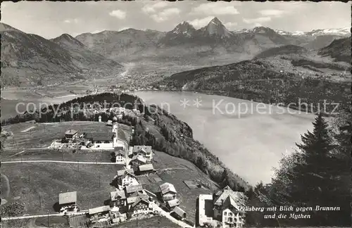 Seelisberg UR mit Brunnen und den Mythen / Seelisberg /Bz. Uri