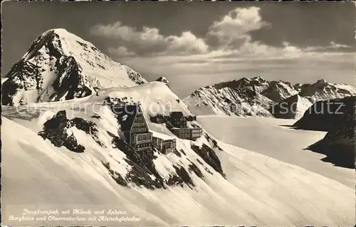 Jungfraujoch mit Moench und Sphinx Berghaus Observatorium Aletschgletscher Kat. Jungfrau