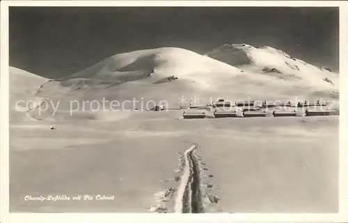 Oberalp Passhoehe mit Piz Calmot Winterpanorama Kat. Oberalp