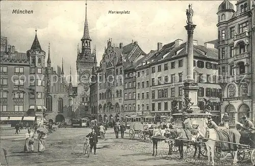 Muenchen Marienplatz Pferdekutsche Kat. Muenchen