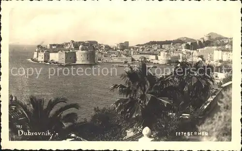 Dubrovnik Ragusa Blick zur Altstadt Kat. Dubrovnik