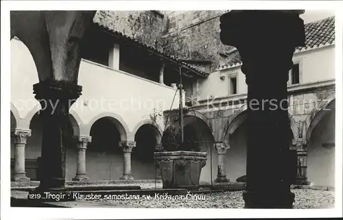 Trogir Trau Klauster samostana sv Kriza na Ciovu Kreuzgang Kloster Kat. Trogir