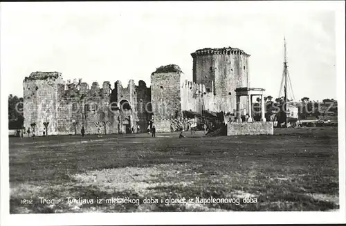 Trogir Trau Tvrdjava iz mietackog doba i gloriet iz Napoelonovog doba Festung Kat. Trogir