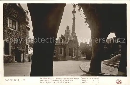 Barcelona Cataluna parque guell detalle de la entrada Kat. Barcelona