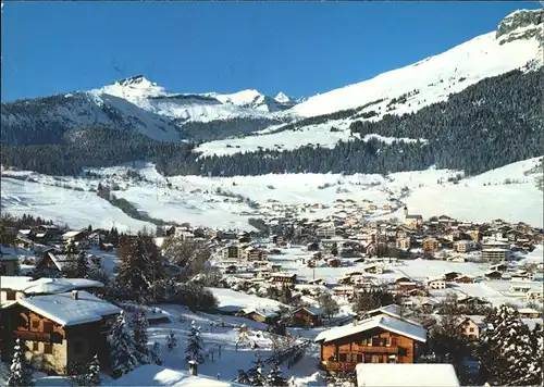 Flims Dorf mit Skigebiet Nagens und Cassons Kat. Flims Dorf