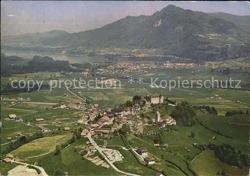 Gruyeres FR Broc et le lac de Gruyere Kat. Gruyeres