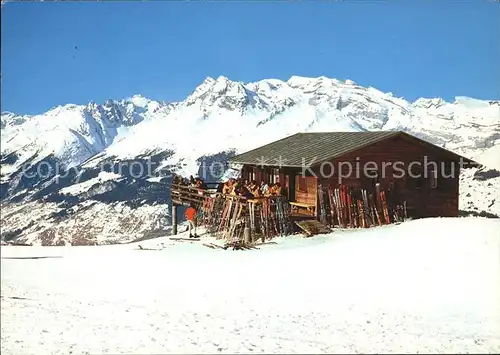 Piz Mundaun Gipfel Restaurant mit Brigelserhoerner und Bifertenstock Kat. Piz Mundaun