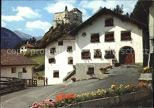 Tarasp Dorfpartie mit Schloss Tarasp Kat. Tarasp