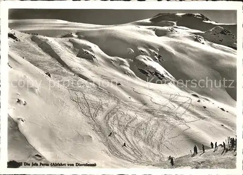 Isla Persa Abfahrt von Diavolezza Skifahrer Kat. Isla Persa