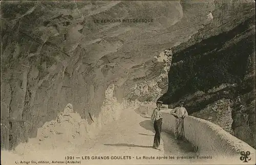 Echevis Route apres les premiers Tunnels / Echevis /Arrond. de Valence