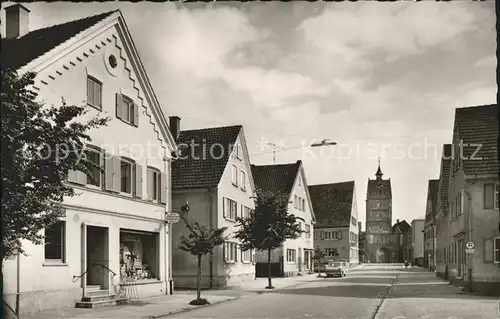 Weissenhorn Guenzburgerstrasse mit Unterem Tor Kat. Weissenhorn