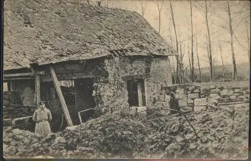 La Fere Aisne Schleusenhaus im Aisnekanal Feldpost / La Fere /Arrond. de Laon