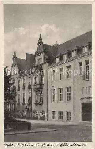 Eberswalde Waldstadt Rathaus und Loewenbrunnen Kat. Eberswalde Waldstadt