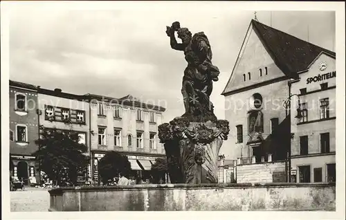 Olmuetz Olomouc Brunnen Denkmal / Olomouc /