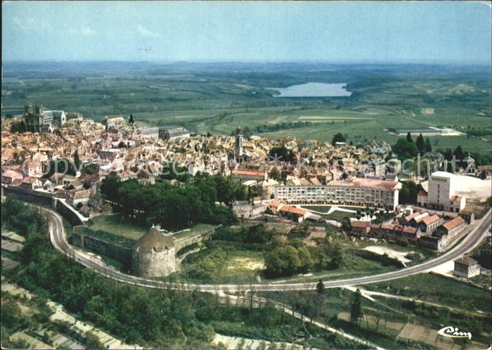 AK / Ansichtskarte Langres Vue aerienne de la ville et de ses remparts