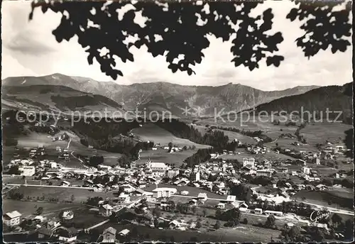 Megeve Vue generale et la Chaine du Mont Joly Kat. Megeve