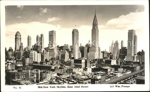 New York City Mid New York Skyline / New York /