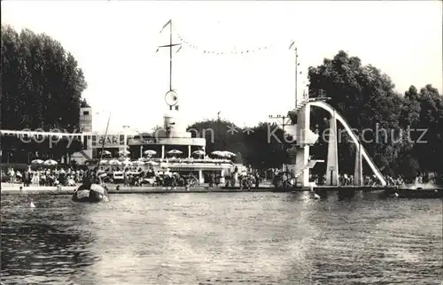 Chantilly Plage de Lys Le Bar et le Toboggan Kat. Chantilly