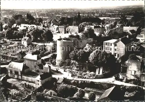 Sainte Suzanne Mayenne Ruines du Vieeux Chateau La Tour Sud et les Remparts Kat. Sainte Suzanne