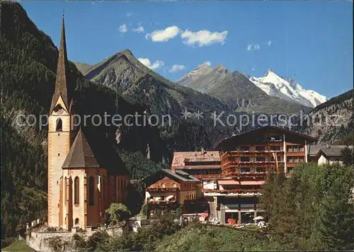 Heiligenblut Kaernten Hotel Glocknerhof und Haus Hubertus Kirche Kat. Heiligenblut