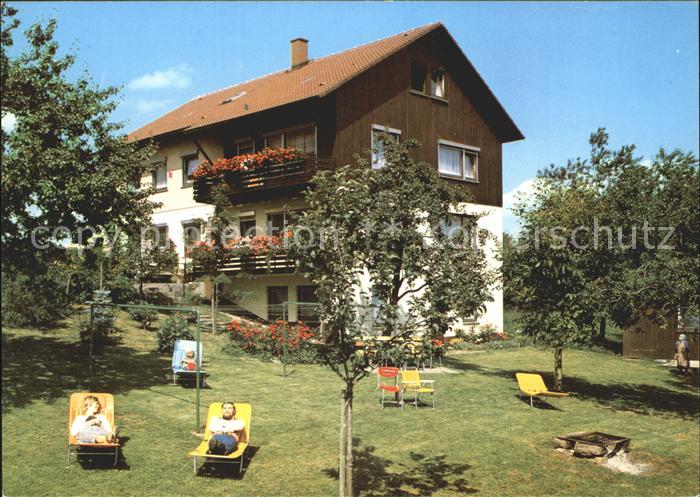Meistern Haus Kuebler Pension Garten Liegewiese Kat Bad Wildbad