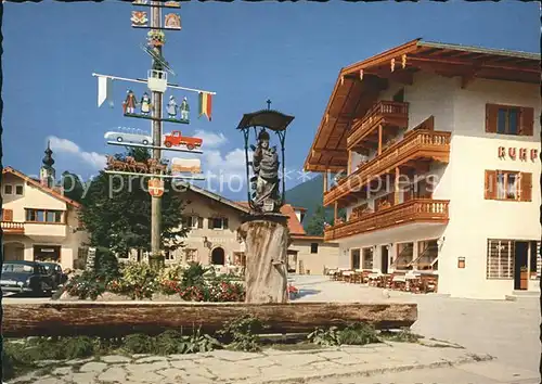 Ruhpolding Dorfplatz Maibaum Marienbrunnen Kat. Ruhpolding