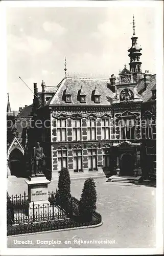 Utrecht Domplein en Rijksuniversiteit Kat. Utrecht