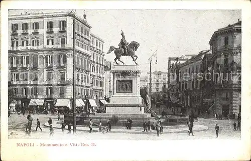 Napoli Neapel Monumento a Vitt Em II Kat. Napoli