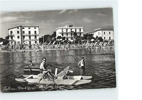 Bellaria Vita di spiaggia e albergli visti dal mare Kat. Rimini