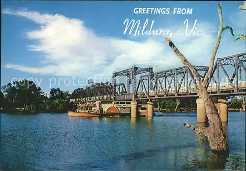 Mildura Showboat Avoca passing under bridge Kat. Mildura