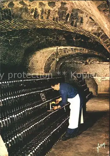Epernay sous Gevrey Vue des Caves Champagne Perrier Jouet Kat. Epernay sous Gevrey