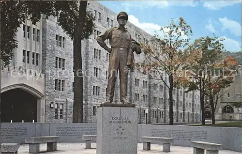 New York City Douglas MacArthur Monument US Military Academy West Point / New York /