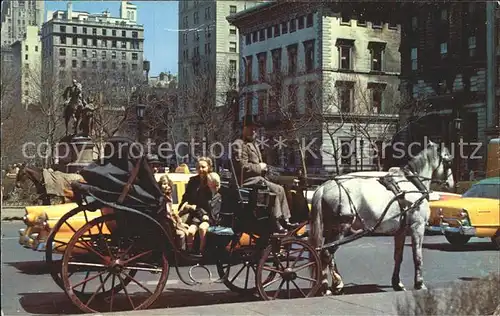 New York City Carriages on 59th Street / New York /